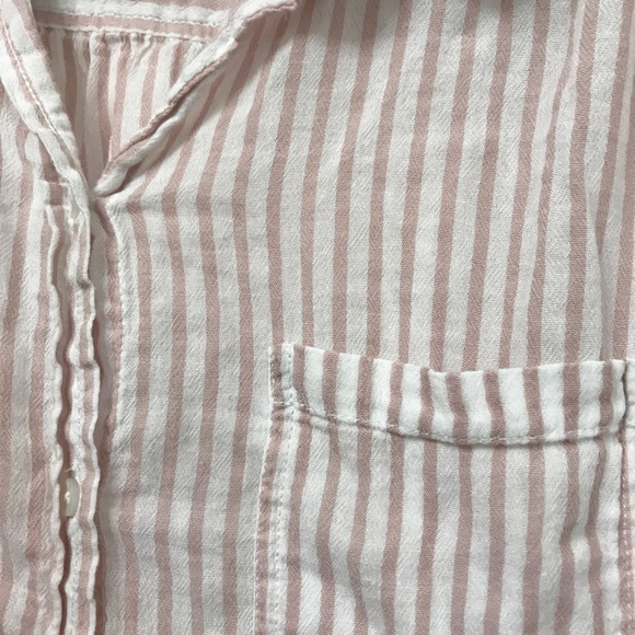 American Eagle Striped Button Up - Picture 4 of 6
